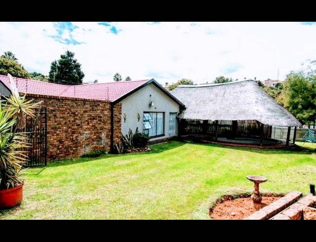 4 BEDROOM HOUSE FOR SALE IN RIDGEWAY